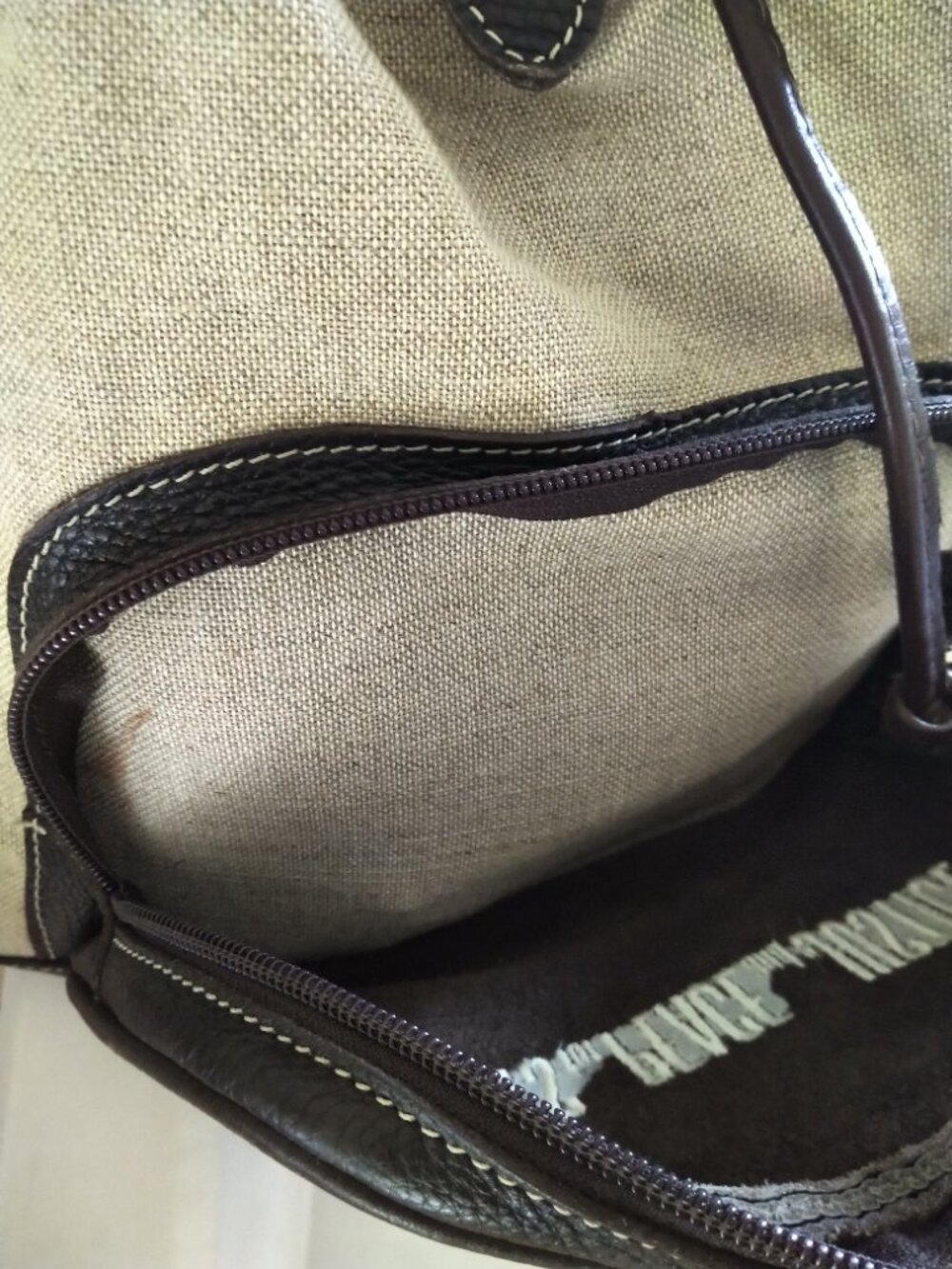 ROOTS Canvas & Leather Backpack / Rucksack - Picture 7 of 7